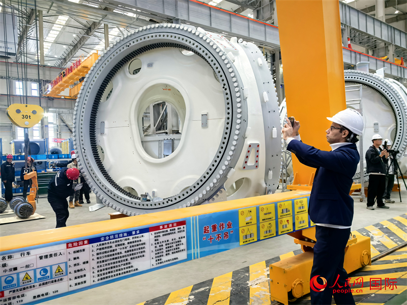 人民网专题报道：19国媒体点赞db视讯多宝是科技与自然共生的典范